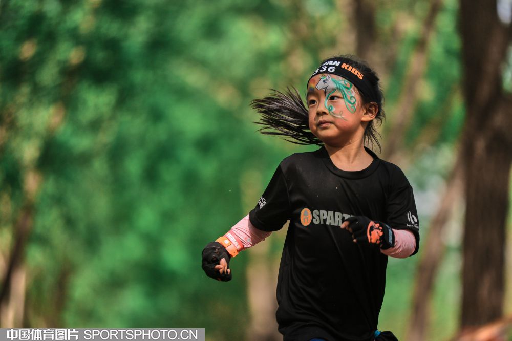 作为年轻球 作为年轻球